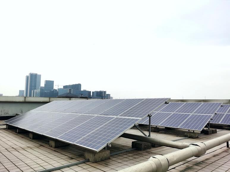 berapa biaya pemasangan panel surya 1300 watt