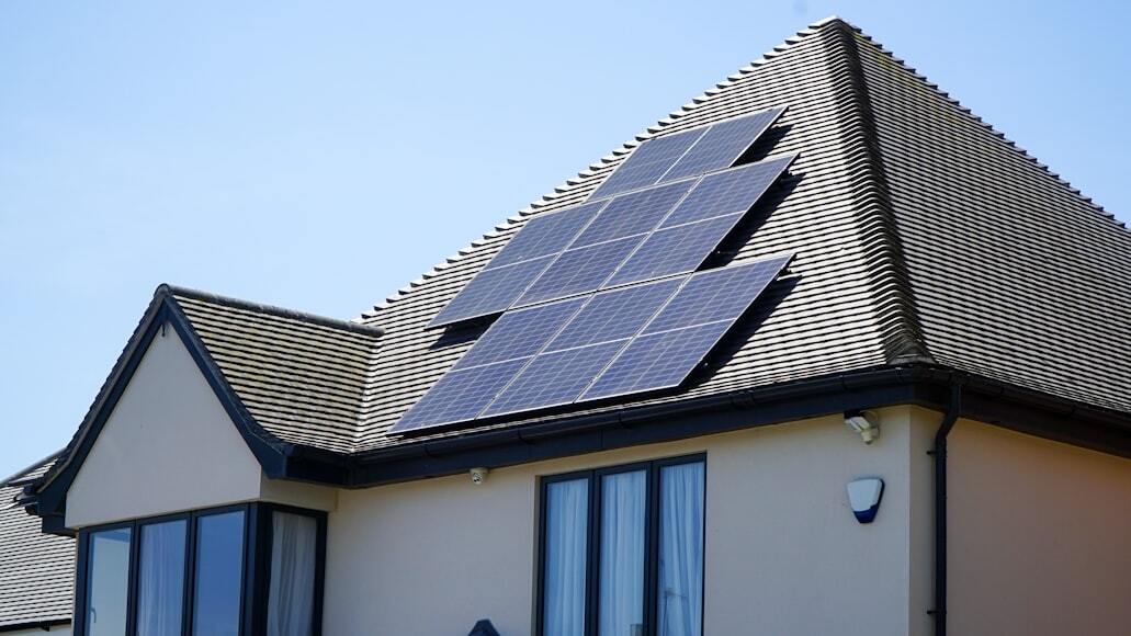 paket solar panel untuk rumah terbaik